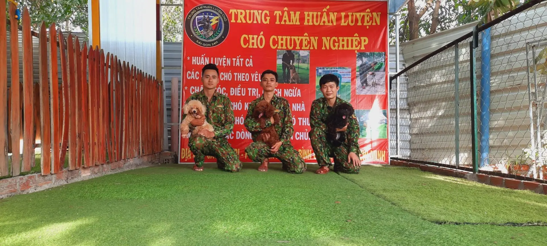 Đội ngũ huấn luyện